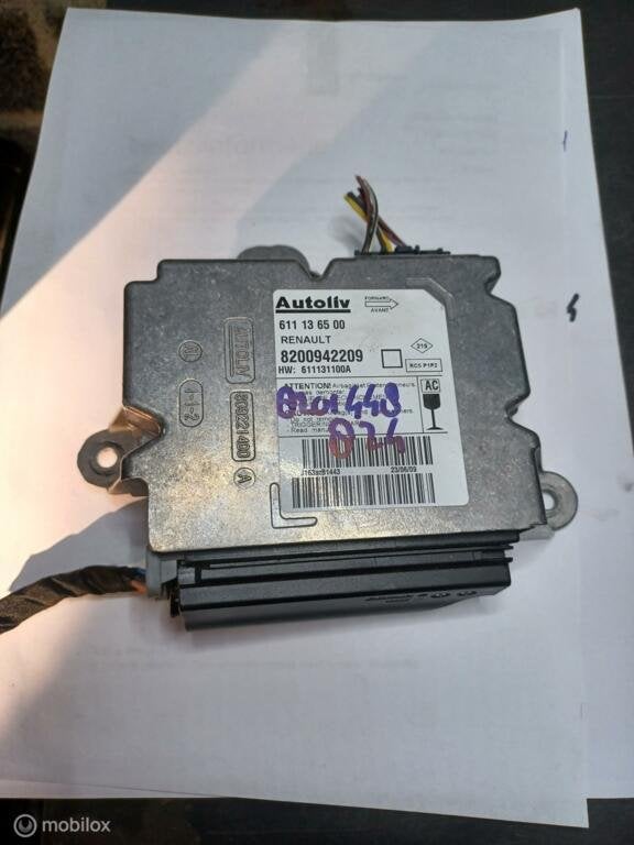 Airbag computer 8200942209 Renault Master III 8201448824, Gebruikt, Renault, Ophalen of Verzenden, Renault
