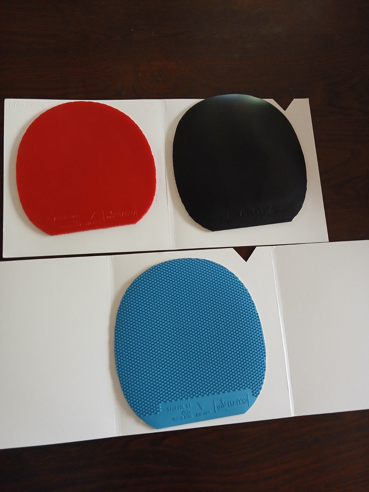 verschillende tafeltennis rubbers te koop, Sports & Fitness, Ping-pong, Enlèvement ou Envoi, Comme neuf, Filet, Raquette(s) ou Balle(s)