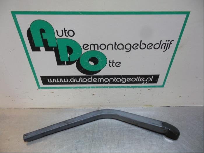 Bras essuie-glace arrière d'un Fiat Doblo (Doblo 00-), -, Utilisé, Fiat, -