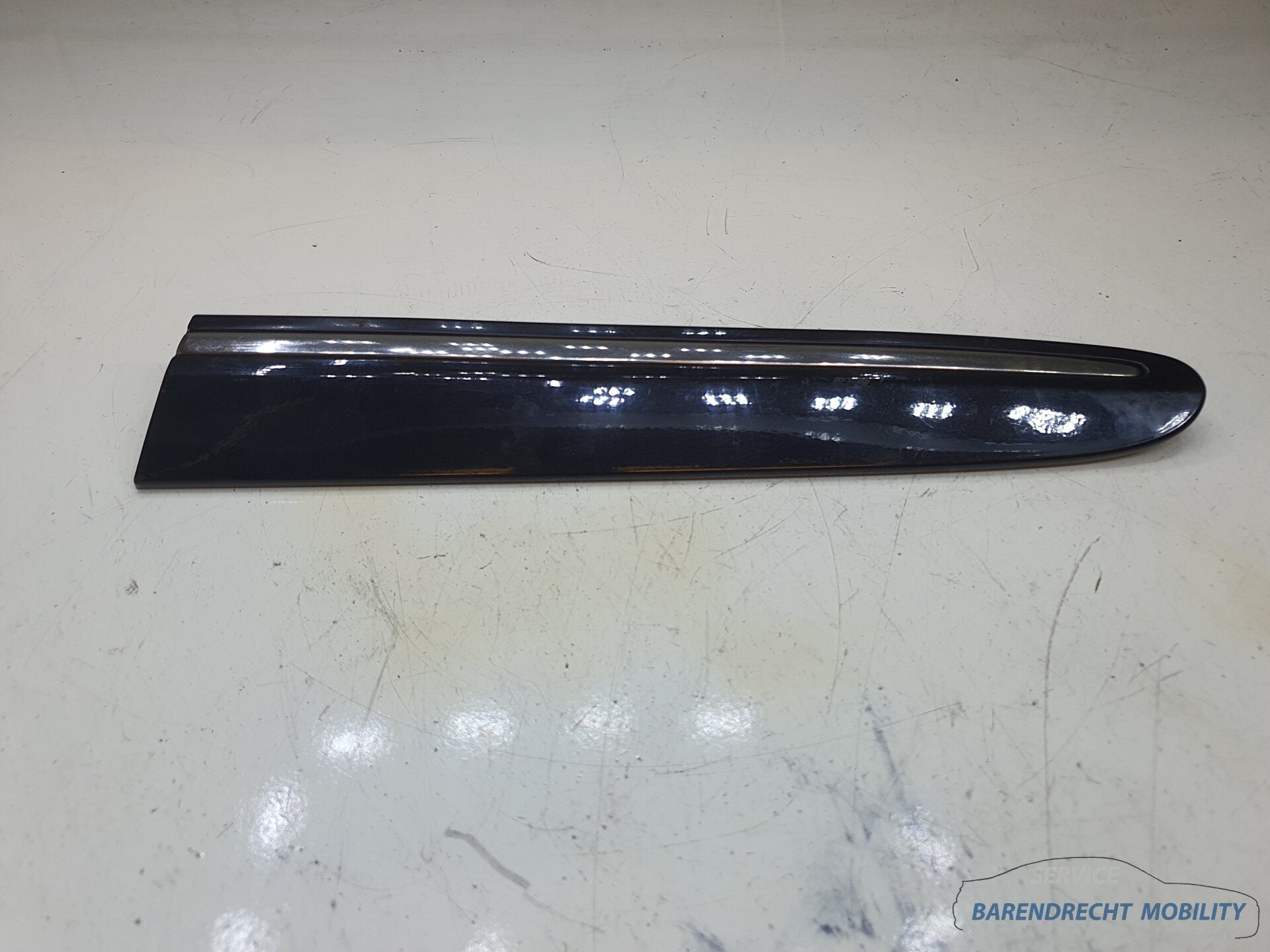 Mercedes CLK Klasse W209 A209 C209 sierlijst stootstrip stoo, Autos : Pièces & Accessoires, Mercedes-Benz AG, Mercedes-Benz, Droite