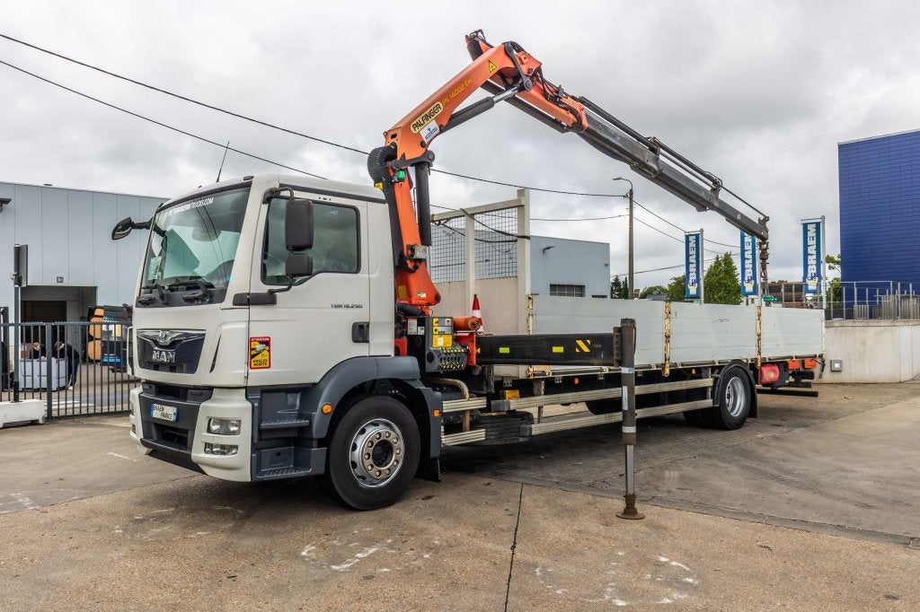 MAN TGM 18.290 BL+PALFINGER 14 T/m+4EXT (bj 2015), Automaat, Achterwielaandrijving, Euro 6, MAN