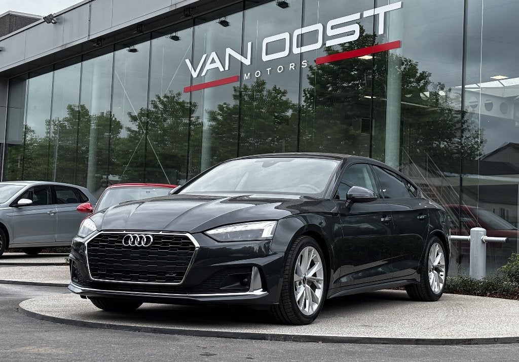 Audi A5 Sportback 40 TFSI– 2023 – Slechts 43.590 km, Autos, Audi, Argent ou Gris, Achat, https://public.car-pass.be/vhr/bc6253ea-4749-4aa0-b4b9-f79a0537bd49