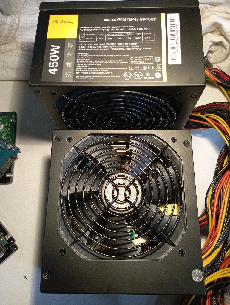 Alimentation de commutation Antec 450W VP450P 2x, Enlèvement, Comme neuf