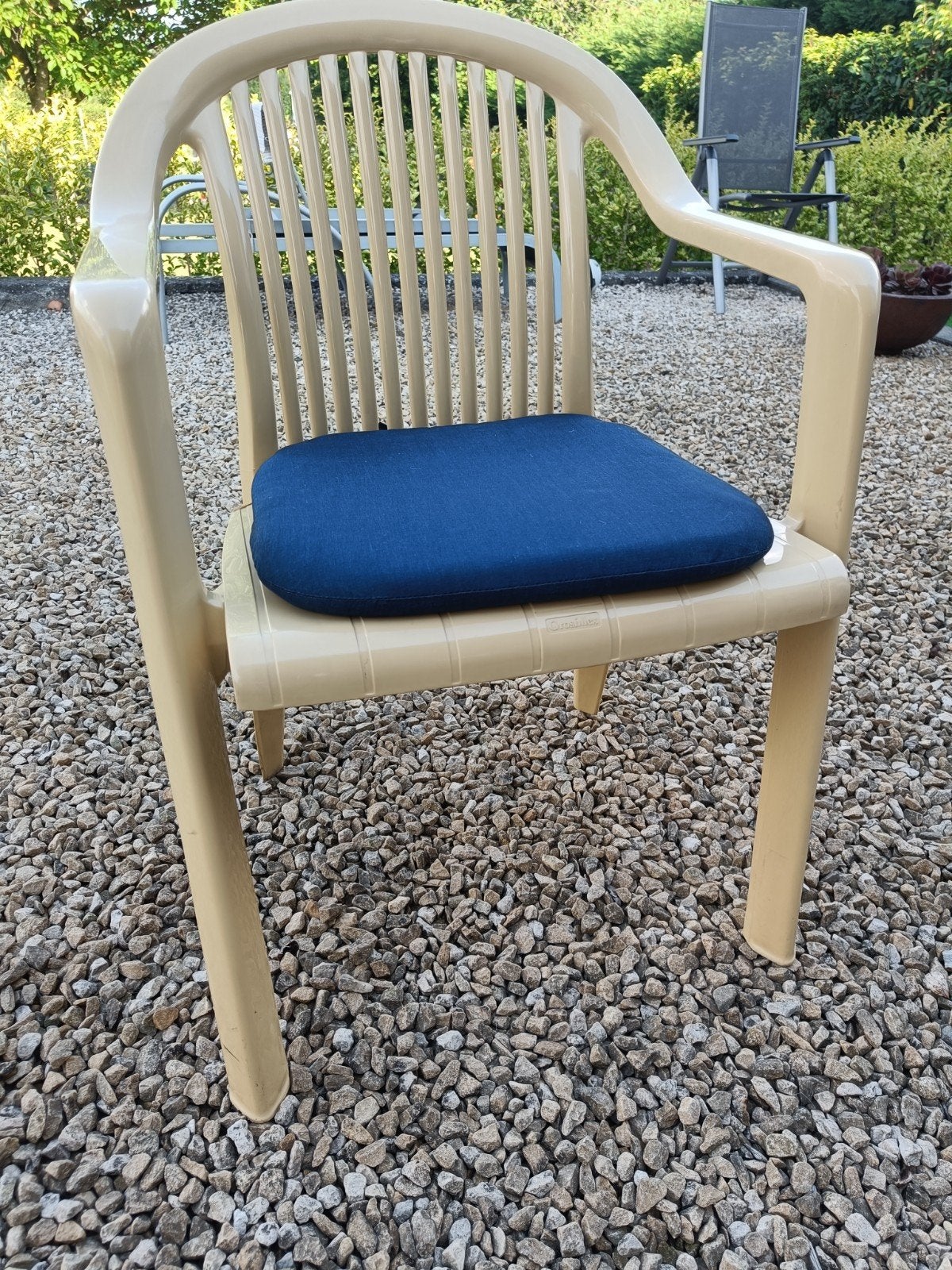 24 stapelbare tuinstoelen met zitkussens, Ophalen