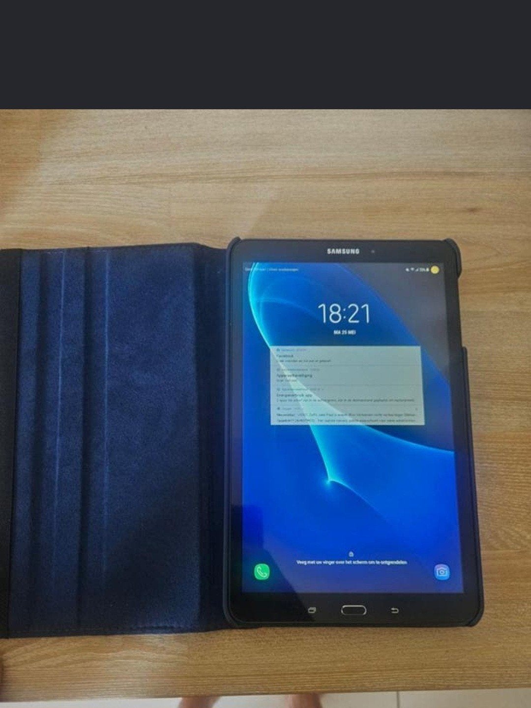 Samsung tablet met bescherm hoes, Computers en Software, Tablet-hoezen, Ophalen