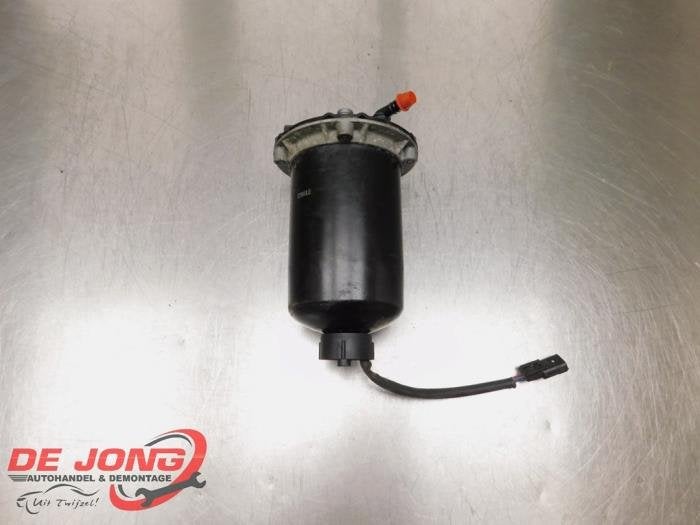 Boîtier de filtre carburant d'un Mercedes Vito, Autos : Pièces & Accessoires, Filtres, 3 mois de garantie, Utilisé, -, -
