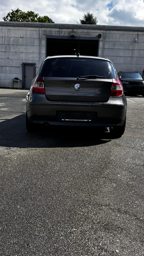 ***BMW 118d E87 Hatch 2.0 diesel M47T2 schuifdak***, 90 kW, 1995 cc, Euro 4, Parkeersensor