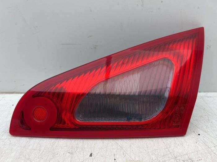 Achterlicht rechts van een Mitsubishi Colt, Gebruikt, -, -, Ophalen of Verzenden