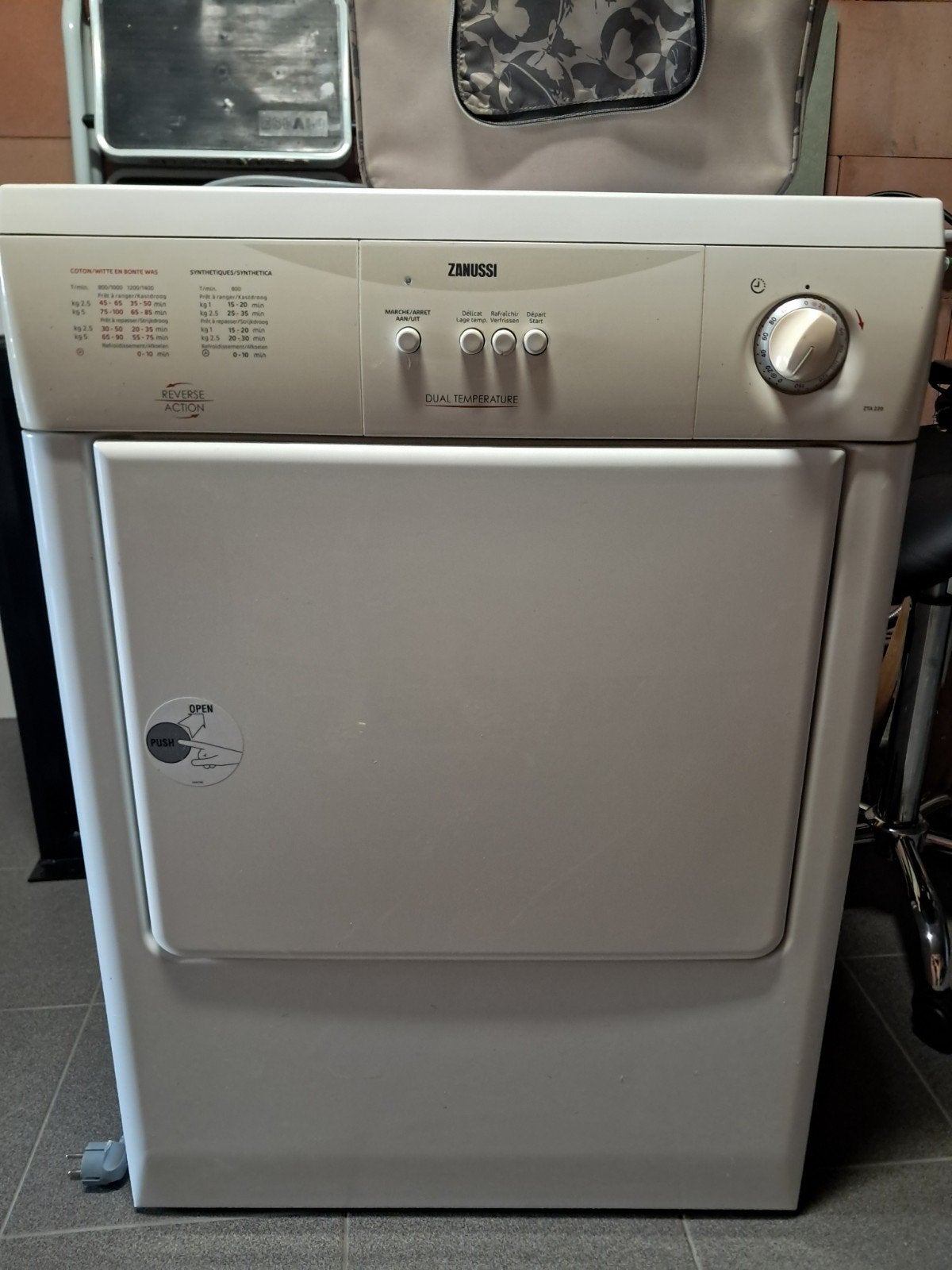 Droogkast Zanussi, Elektronische apparatuur, Ophalen, Gebruikt