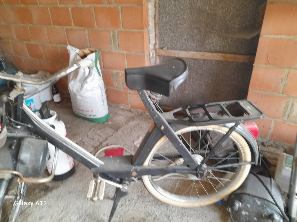 Solex à restaurer, Fietsen en Brommers, Ophalen, Gebruikt, Klasse A (25 km/u), 2200 (Koffertje)