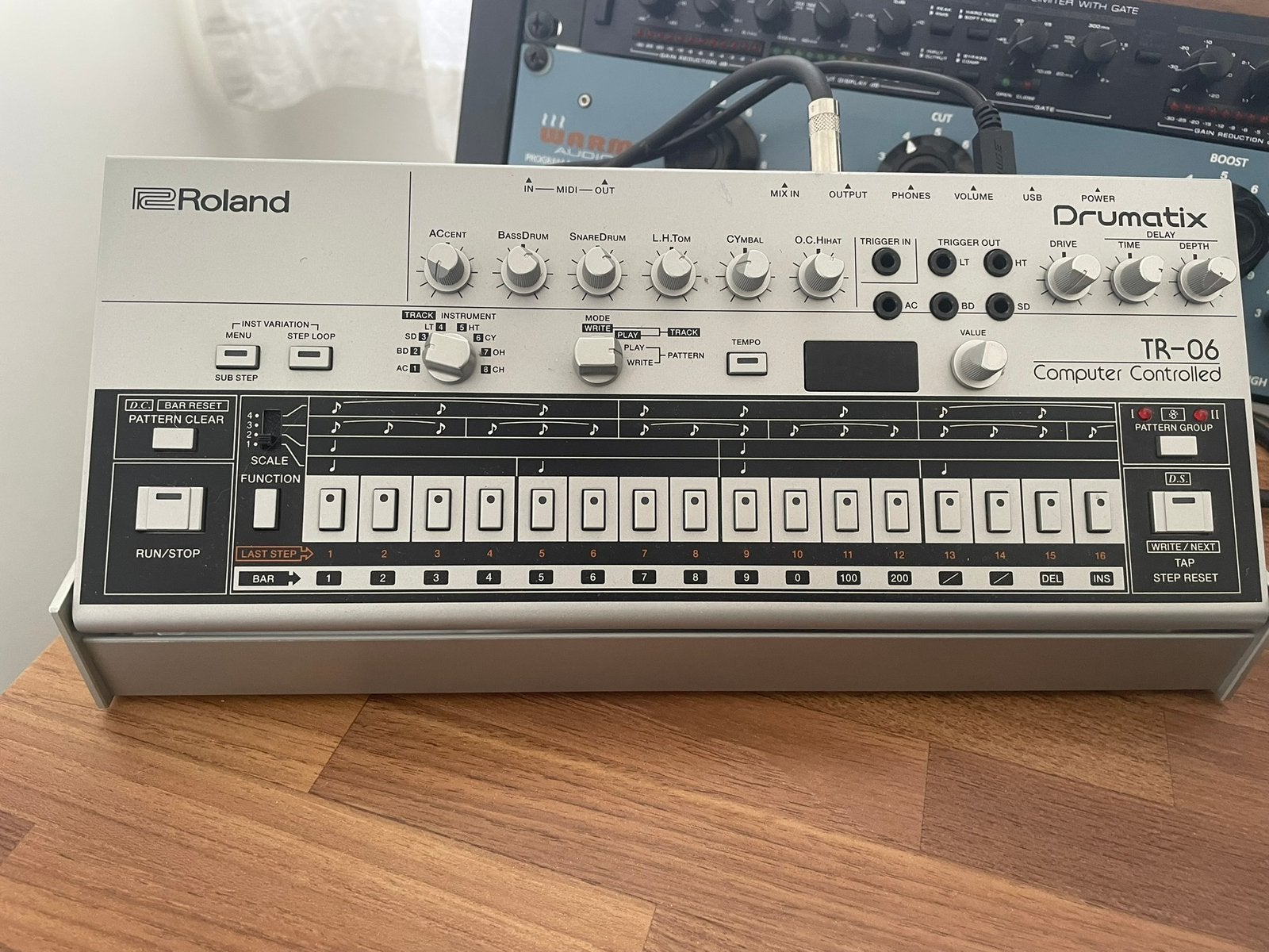 Roland TR-06, Musique & Instruments, Synthétiseurs, Enlèvement, Comme neuf, Roland