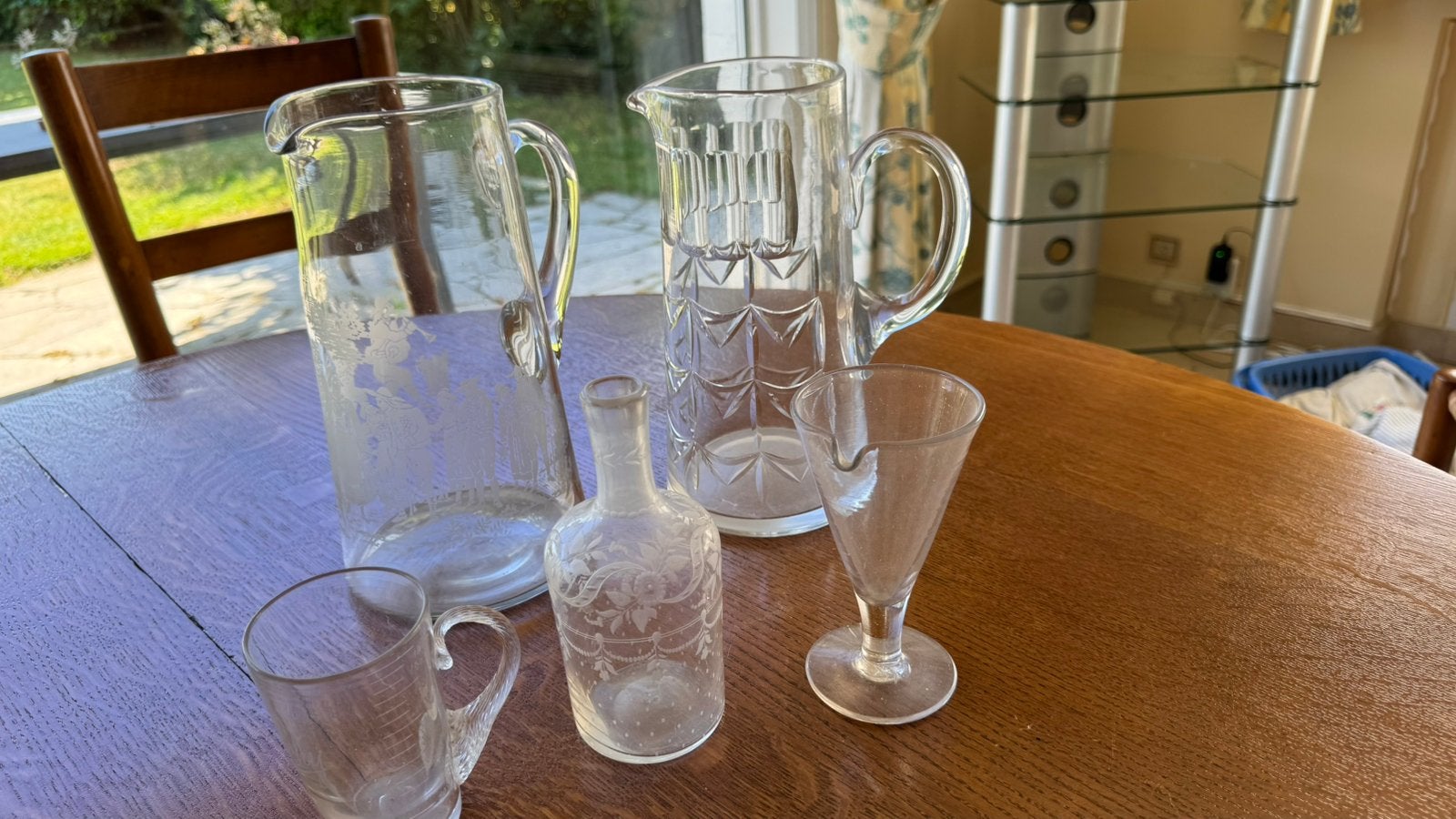 Lot Carafes, pichet, flacon gravé, verre absinthe (offre?), Collections, Enlèvement, Comme neuf