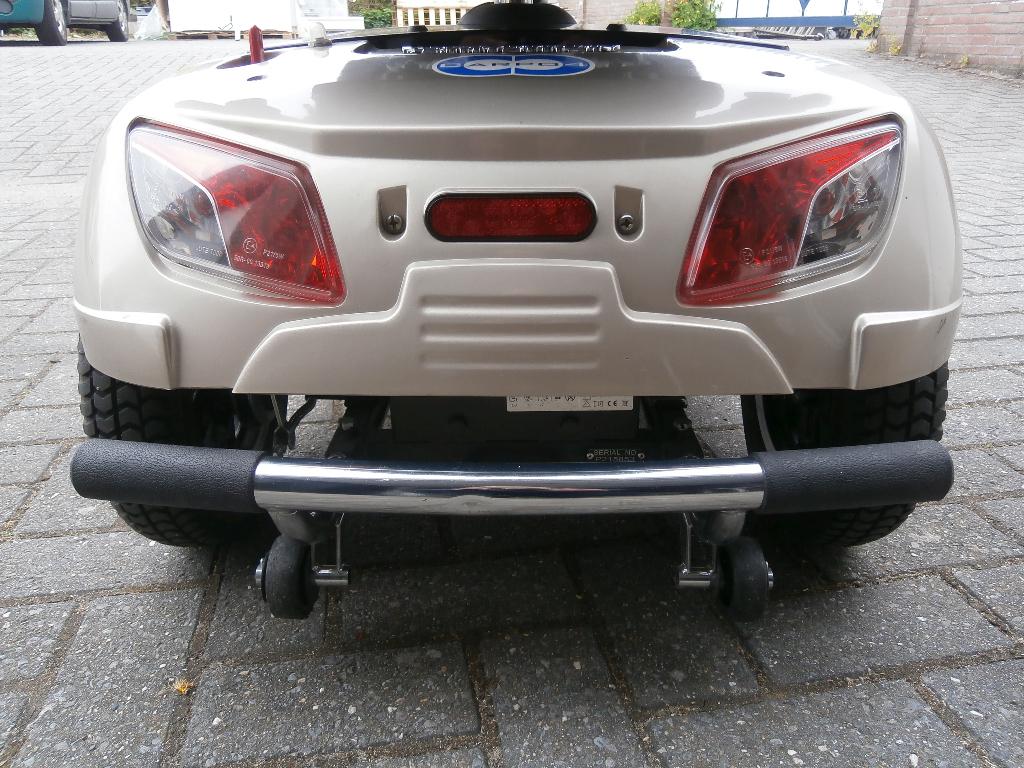 Scootmobiel CARPO 4, Diversen, Ophalen, Zo goed als nieuw, 16 km/u of meer, 46 km of meer