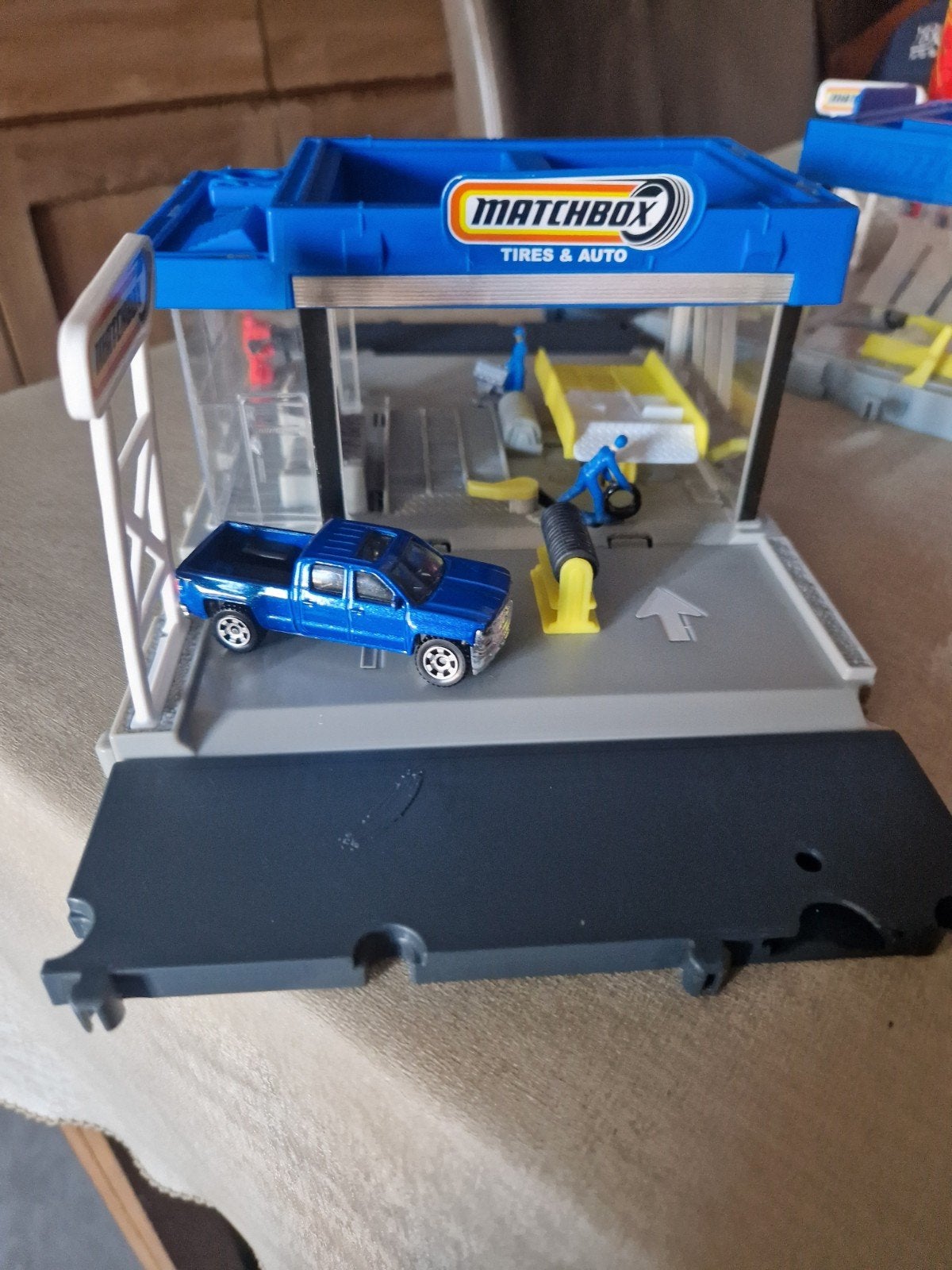 matchbox playset tires & auto, Ophalen