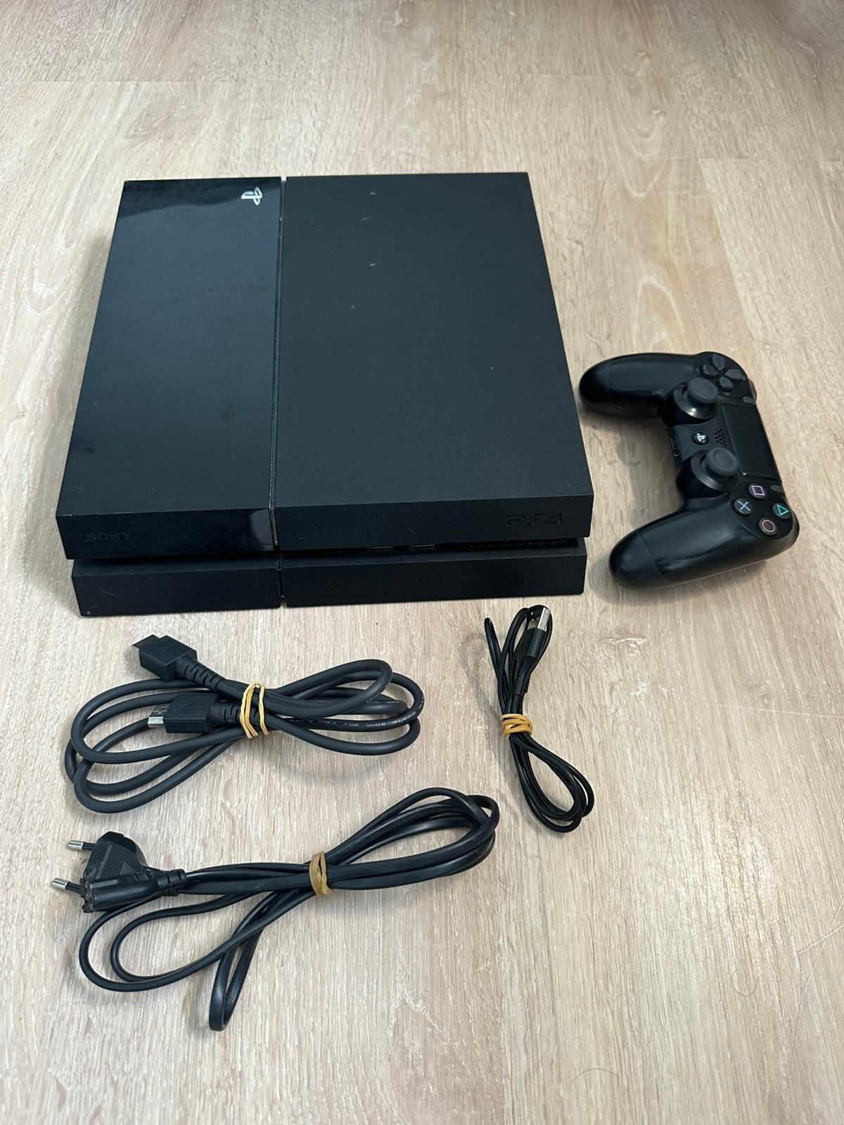 Ps4 fat 500GB, 500 GB, Ophalen of Verzenden, Zo goed als nieuw, Met 1 controller