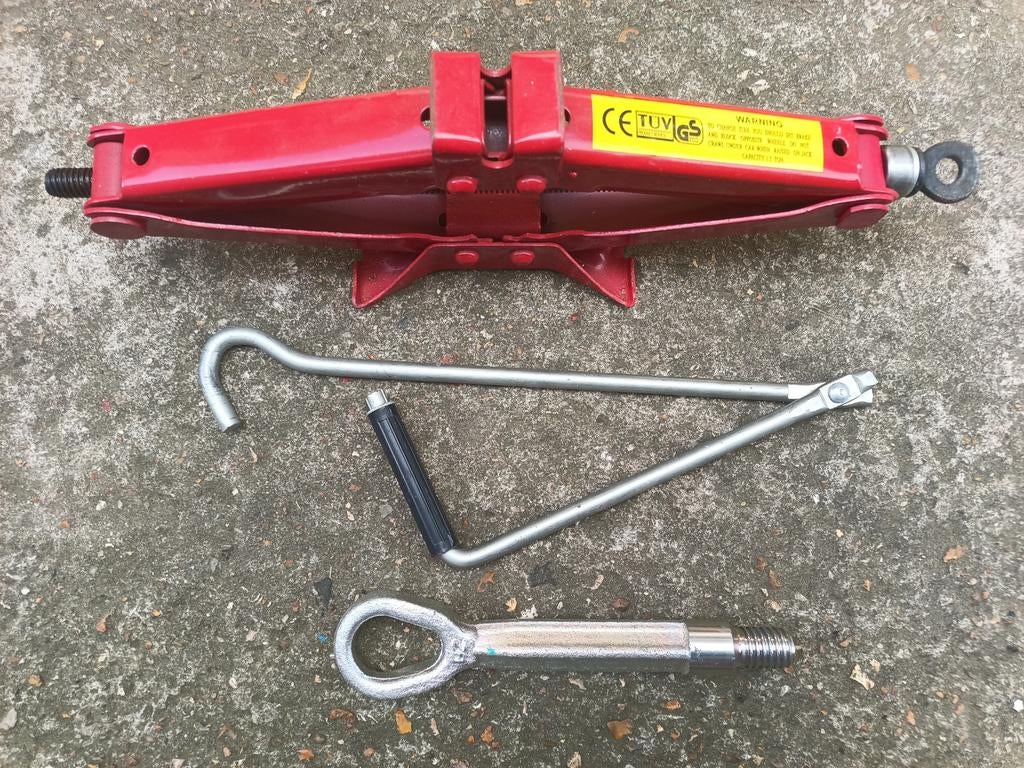 Universele Schaarkrik 1,5 Ton - incl. Slinger en Sleepoog, Ophalen, Zo goed als nieuw, Manueel, Schaarkrik