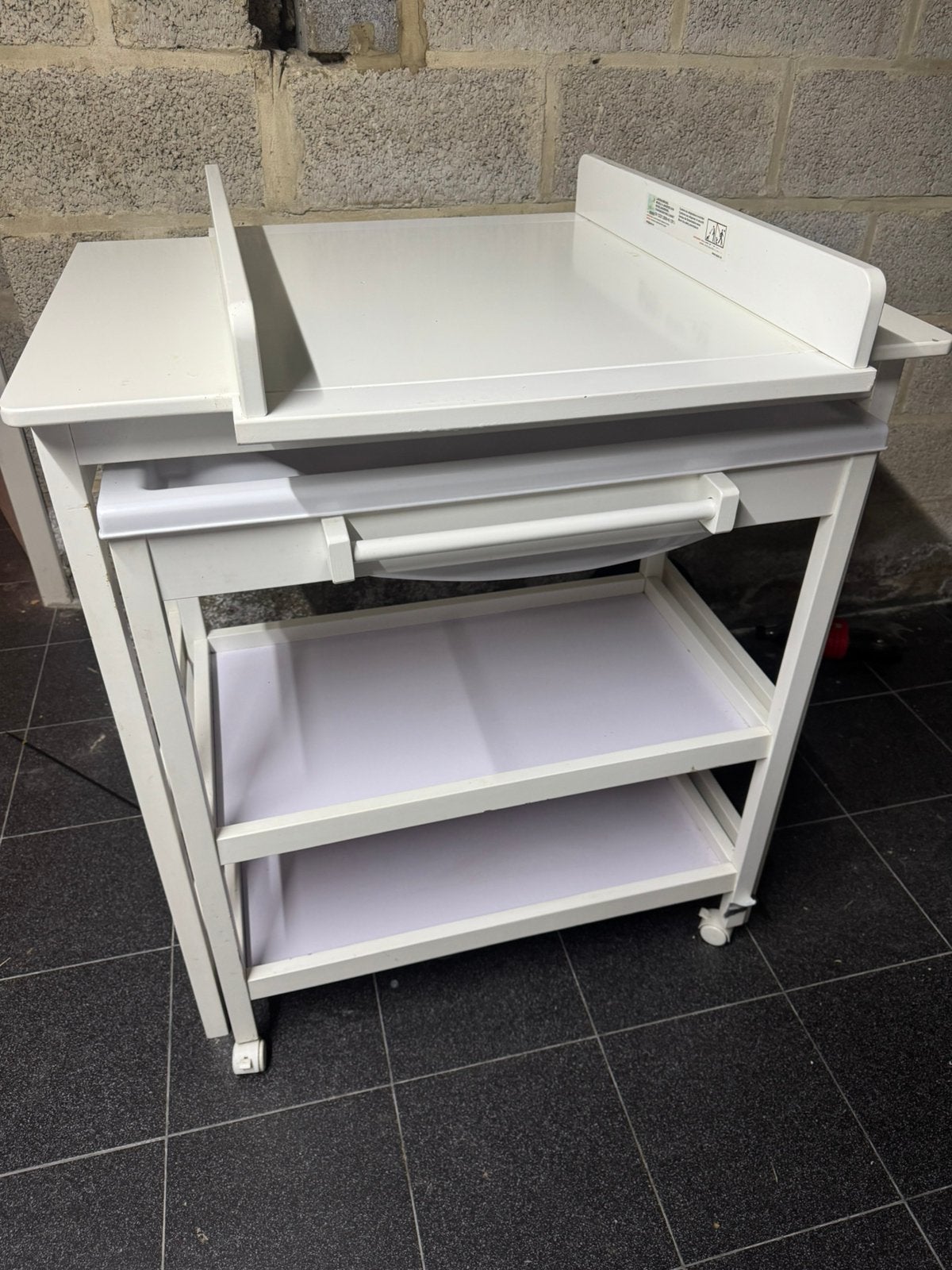 Quax Luiertafel + bad op wieltjes, Kinderen en Baby's, Ophalen, Gebruikt, Badje, Overige merken
