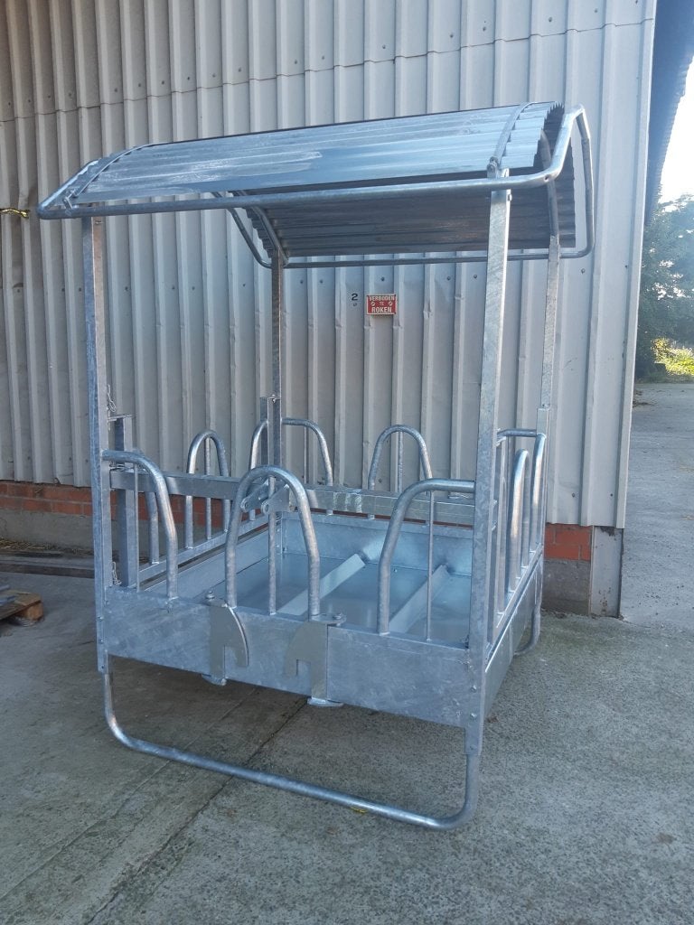 Hooiruif 1,5 x 1,5 meter met 8 plaatsen, Opfok
