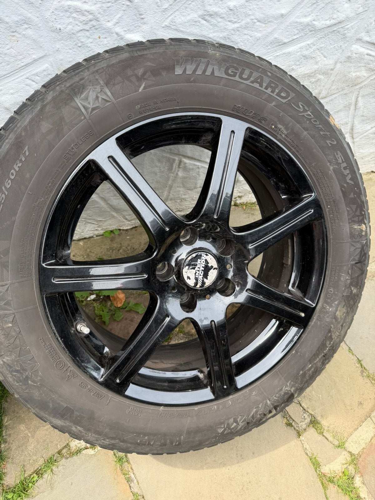 Jantes + pneus à vendre sur VLV., Autos : Pièces & Accessoires, Enlèvement, Pneus hiver, Pneu(s)