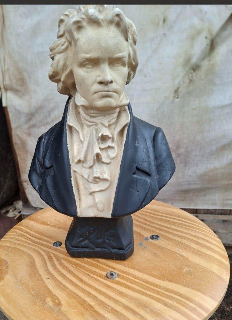 PORZELEINEN  BEETHOVEN BEELD, Ophalen of Verzenden, Zo goed als nieuw, Mens