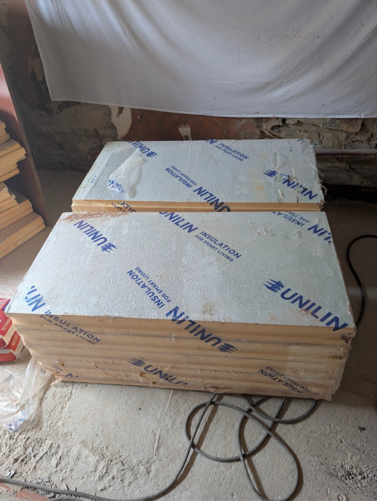 Utherm Wall A 100 PIR isolatie, Enlèvement