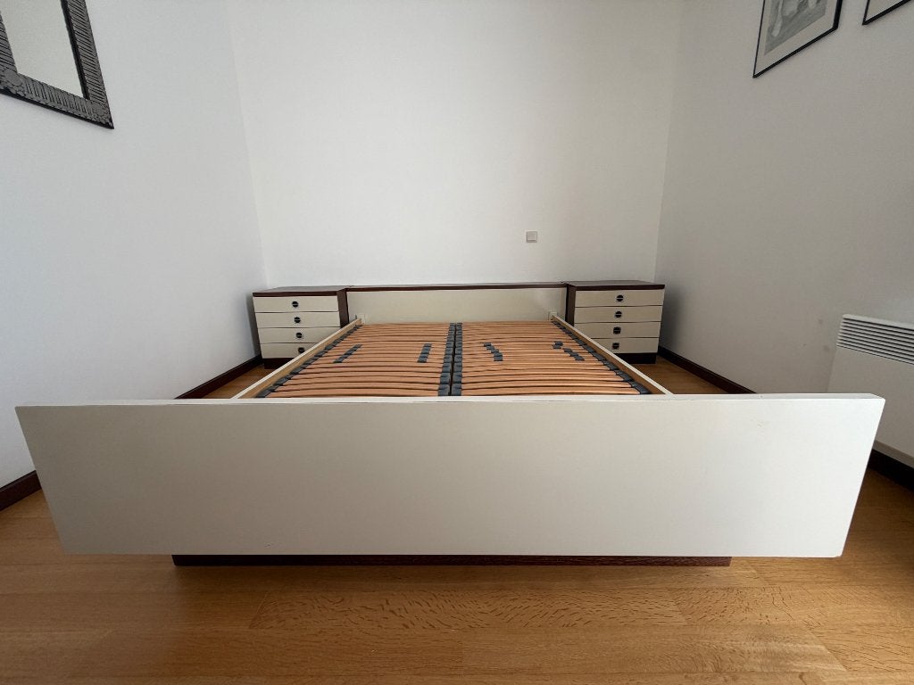 Vintage bed incl. lattenbodem + nachtkastjes, Huis en Inrichting, Slaapkamer | Bedden, Ophalen, Gebruikt, Beige, Tweepersoons