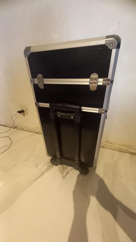 Pedicure / manicure trolley, Ophalen