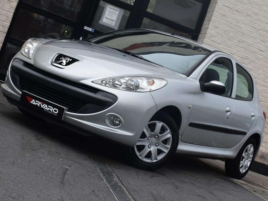 Peugeot 206 1.4i Urban / Airco / PDC / Topstaat / Garantie, Autos, Peugeot, Argent ou Gris, Achat, Entreprise, Boîte manuelle
