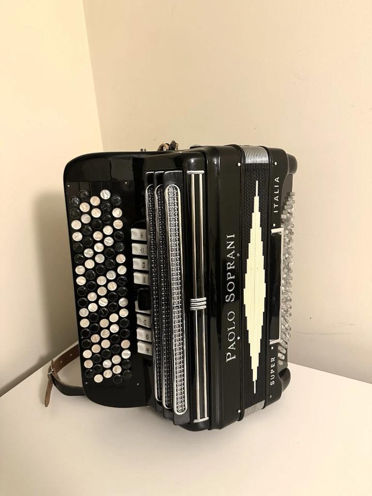 Accordéon Paolo Soprani Musette, Musique & Instruments, Accordéons, Autres marques, Enlèvement ou Envoi, Utilisé, Avec bretelles