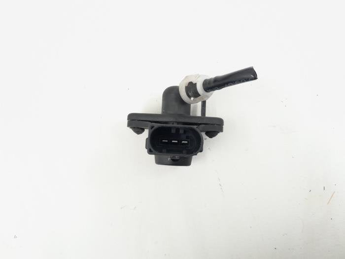 Capteur de pression carburant d'un BMW 3-Serie, -, 3 mois de garantie, Utilisé, -