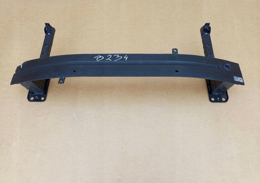 Hyundai i20 balk voorbumper 64900Q0000 NIEUW, Heolleung-ro 12
06797  Seoul, Nieuw, Info@hyundai.com, Hyundai