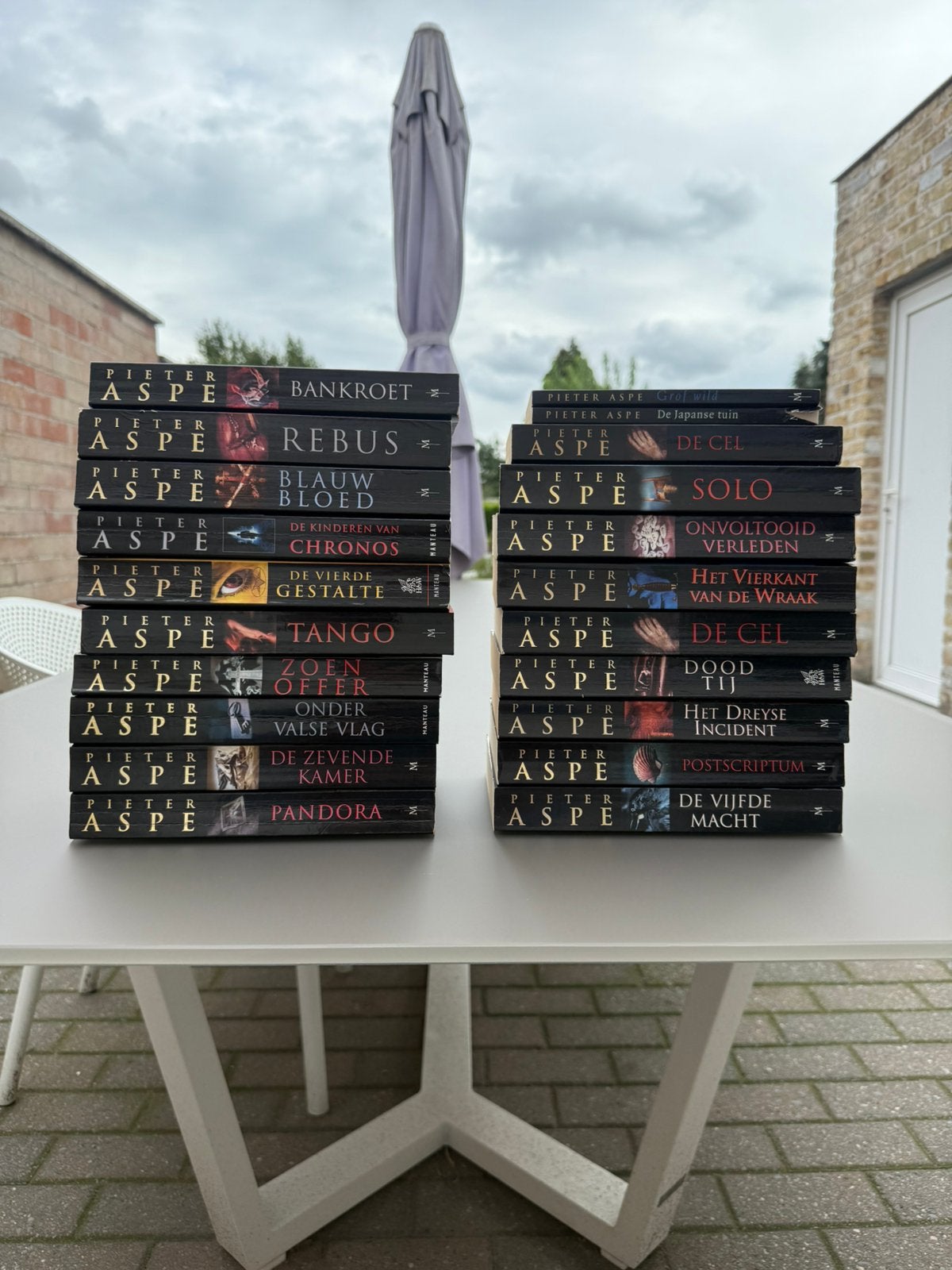 Lot 21 Aspe boeken, Ophalen, Gelezen, België
