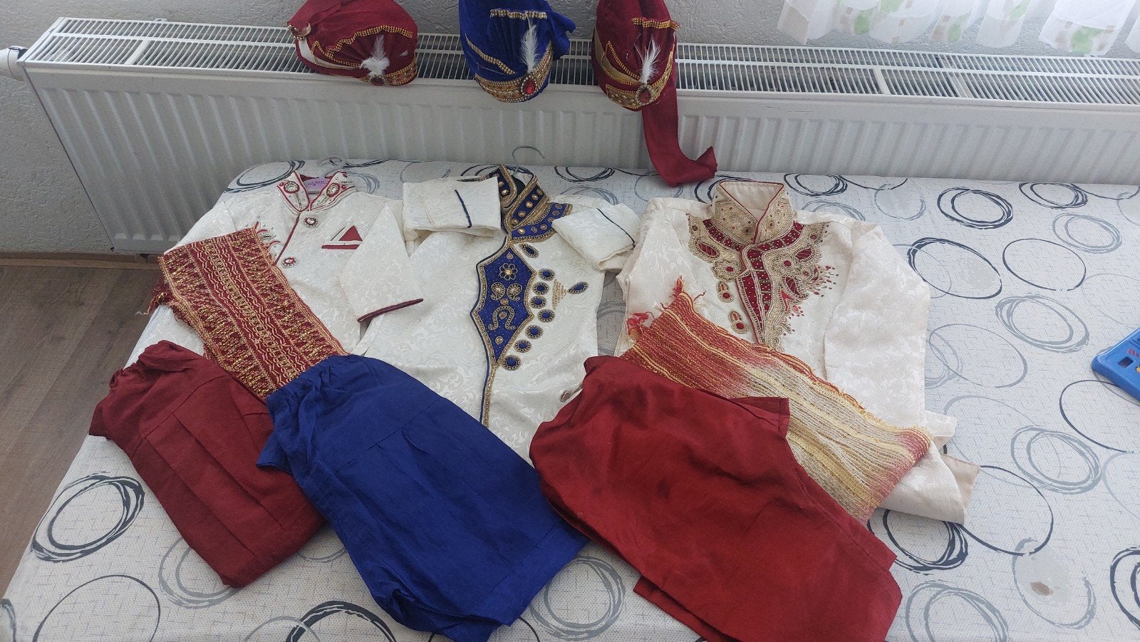 Kinder feest kleding arabisch, Divers, Lots de brocante, Enlèvement, Utilisé