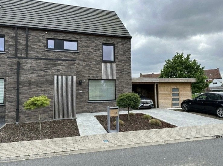 HUIS TE KOOP: Halfopen bebouwing in Wielsbeke, Immo, 200 tot 500 m², 3 kamers, Hoekwoning, 160 m²