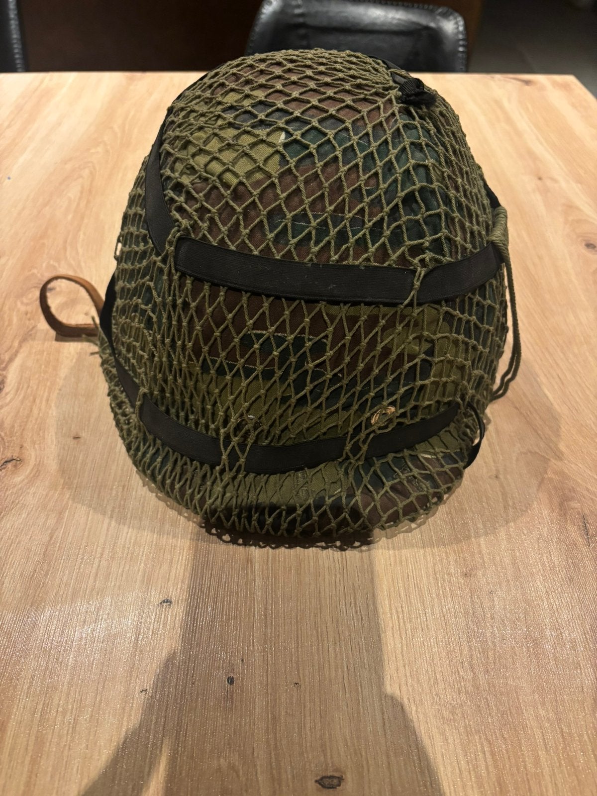 Militaire helm, Verzamelen, Ophalen