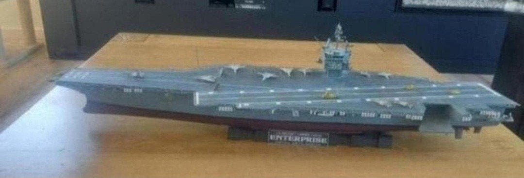 modelbouw Amerikaanse militaire boot Enterprise, Ophalen