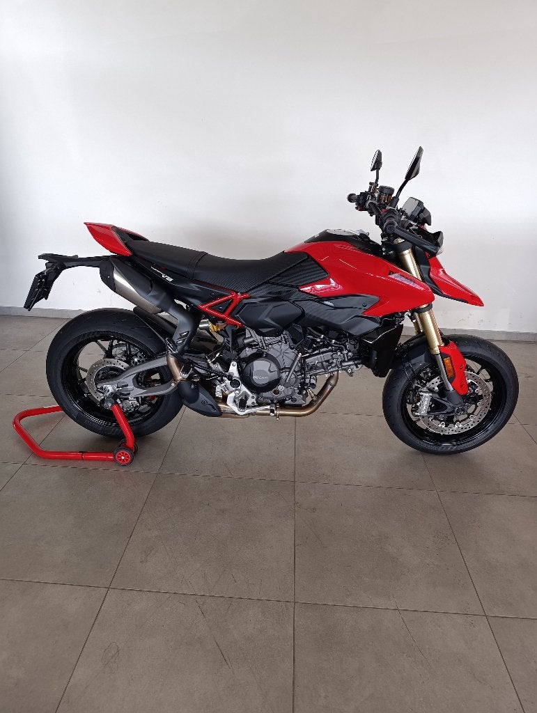 Ducati Hypermotard V2, Permis Moto A, Entreprise, Plus de 35 kW, 2 cylindres