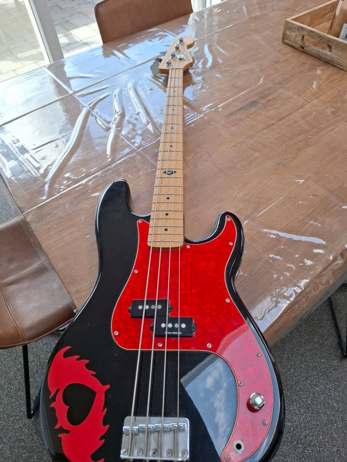 Squier Peter Wentz, Musique & Instruments, Instruments à corde | Guitares | Basses, Enlèvement