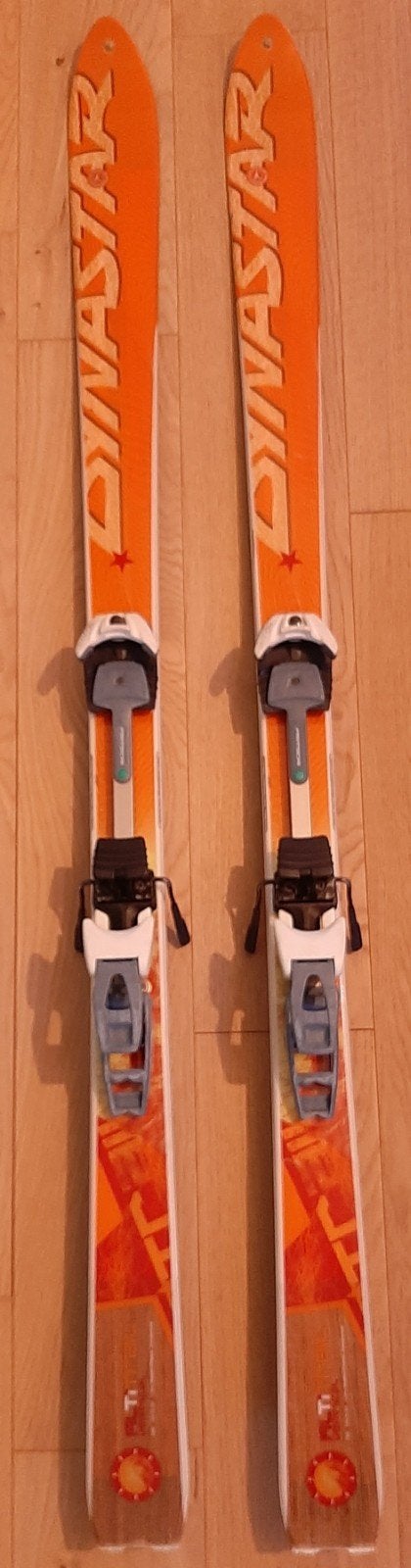 skis de randonnée 1m60 + fix diamir, Sports & Fitness, Enlèvement, Ski, Skis