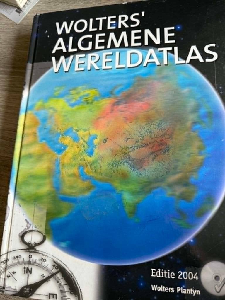 Wolters algemene wereldatlas, Enlèvement ou Envoi, Autres atlas, Monde, Dirk Vanderhallen Etienne Van Hecke