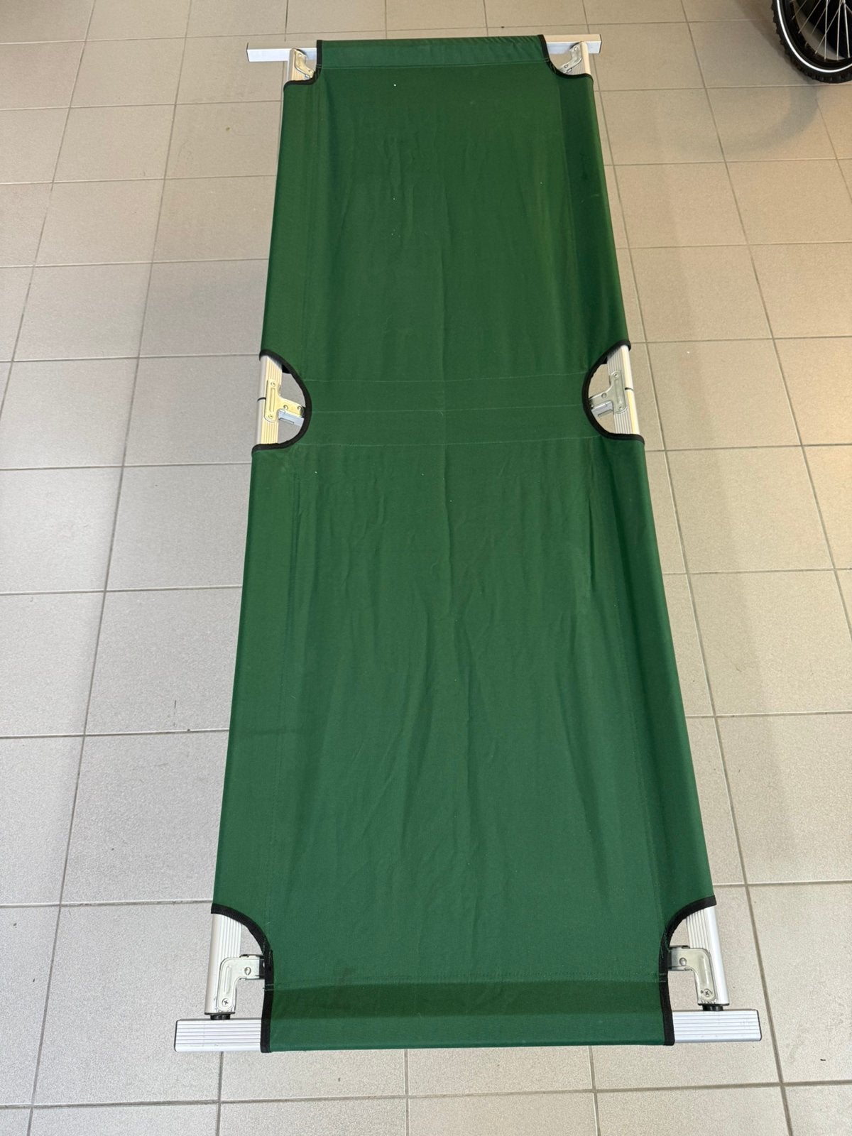 Luxe veldbed, Tuin en Terras, Ophalen, Gebruikt, Aluminium