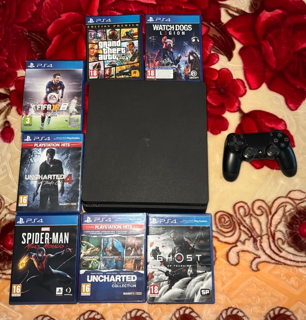 PlayStation 4 + jeux, Consoles de jeu & Jeux vidéo, 500 GB, Avec 1 manette, Enlèvement, Utilisé