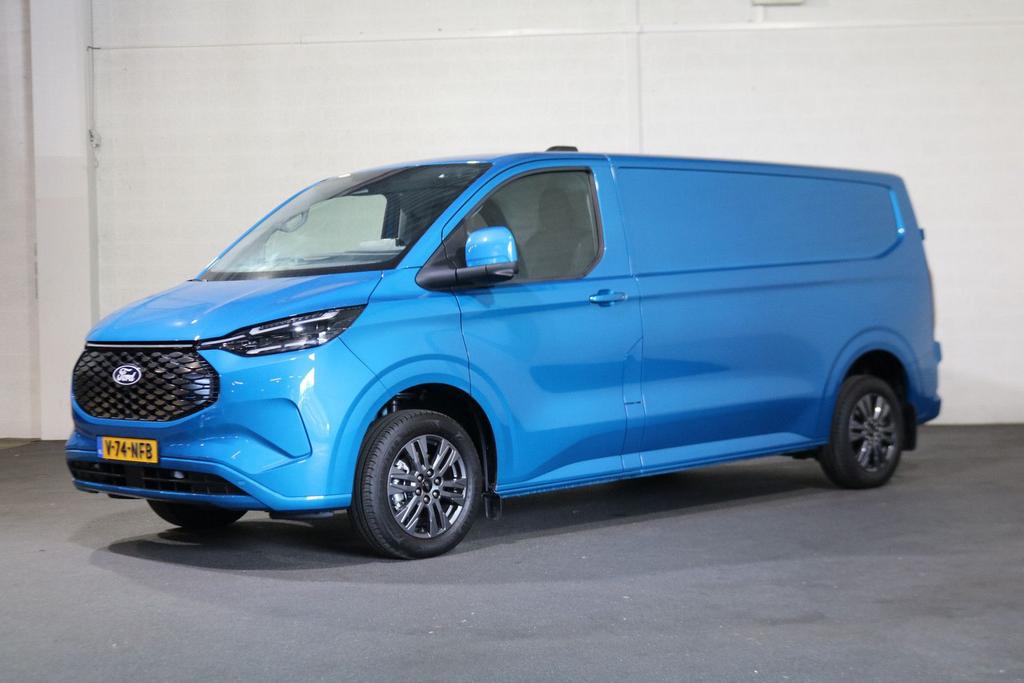 Ford E-Transit Custom 340 L2 H1 Limited 218pk 65 kWh Matrix, Auto's, Bestelwagens en Lichte vracht, Automaat, Parkeersensor, Blauw