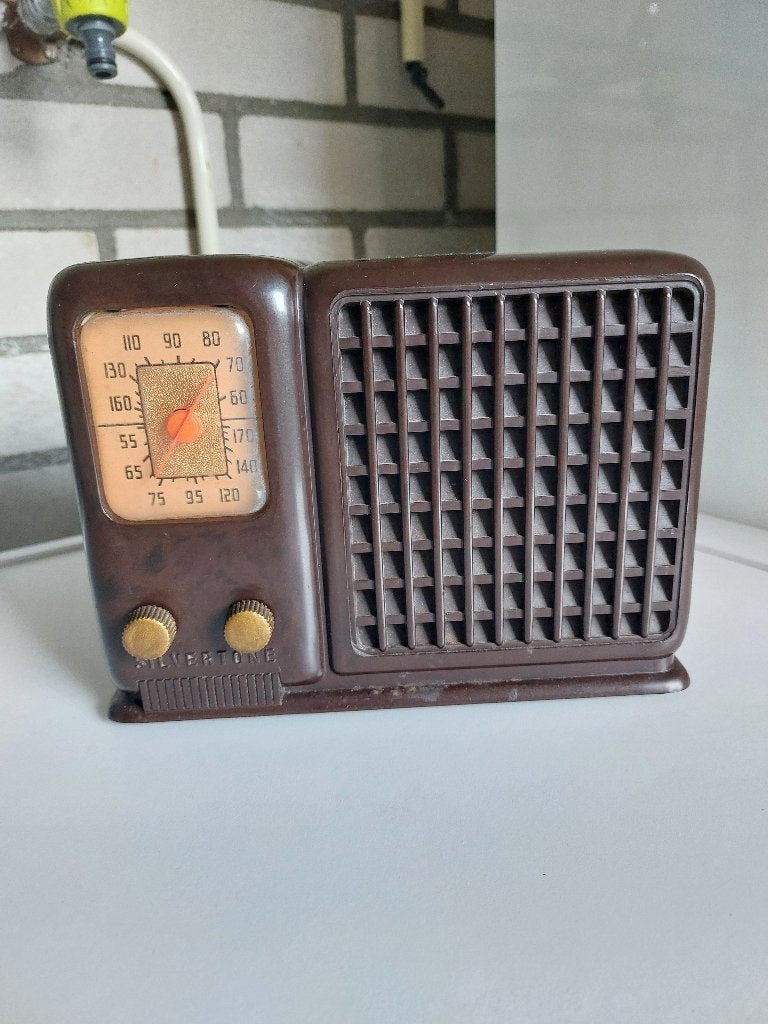 SILVERTONE radio, USA. Model 7000., Enlèvement ou Envoi