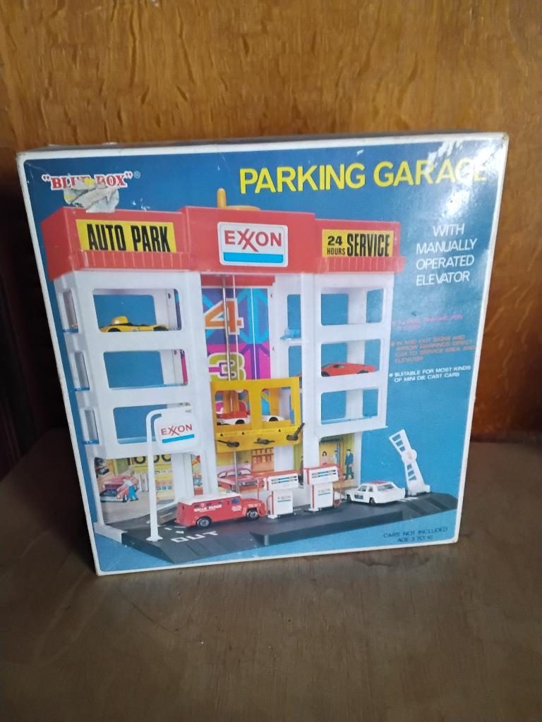 Ancien jouet 1980 garage, Enlèvement ou Envoi