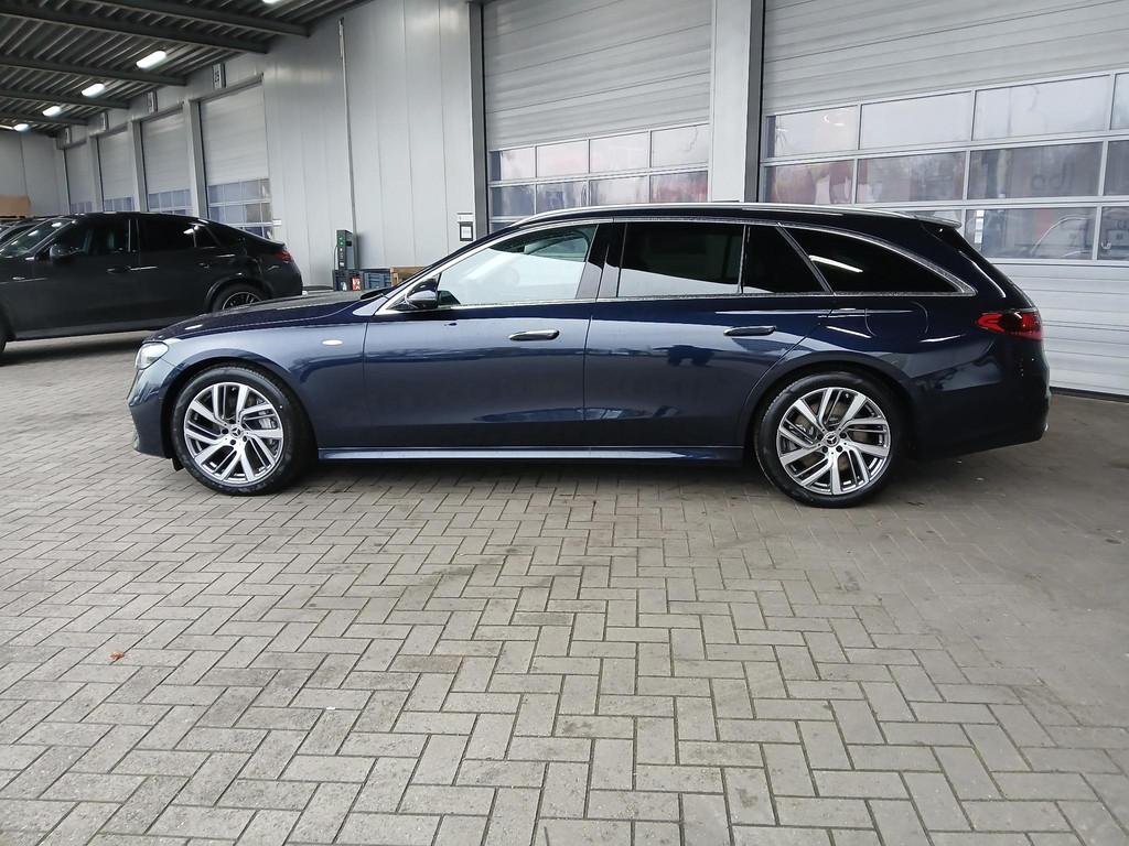 Mercedes-Benz E-Klasse 300 DE Break Luxury Line | Trekhaak |, Auto's, Automaat, 245 pk, Gebruikt, 4 cilinders