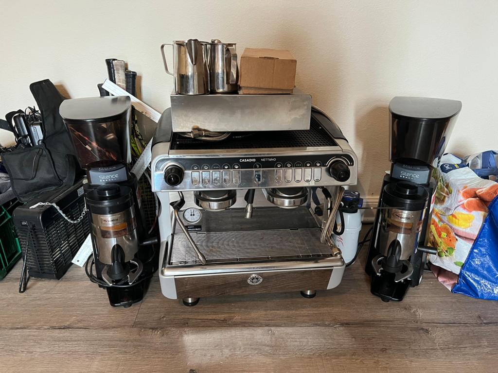 Professionelle Kaffeemaschine, Elektronische apparatuur, Koffiezetapparaten, Ophalen