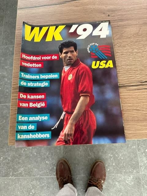 Coupe du monde 1994 Coupe du monde Kenzo Scifo, Comme neuf, Livre ou Revue, Info@wk94.ti, Enlèvement ou Envoi