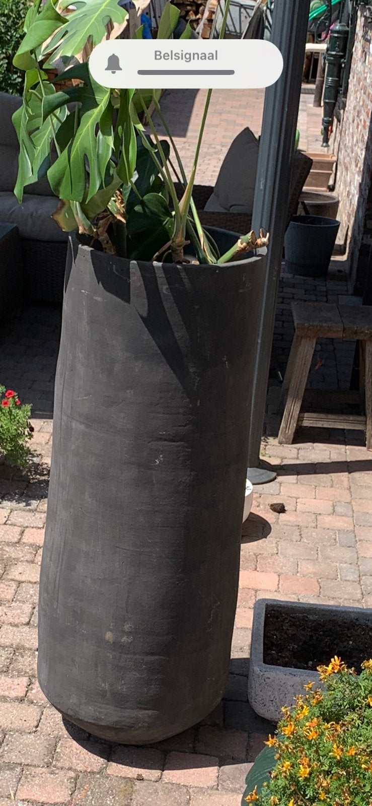 Grote bloempot, Ophalen, Zo goed als nieuw, Binnen
