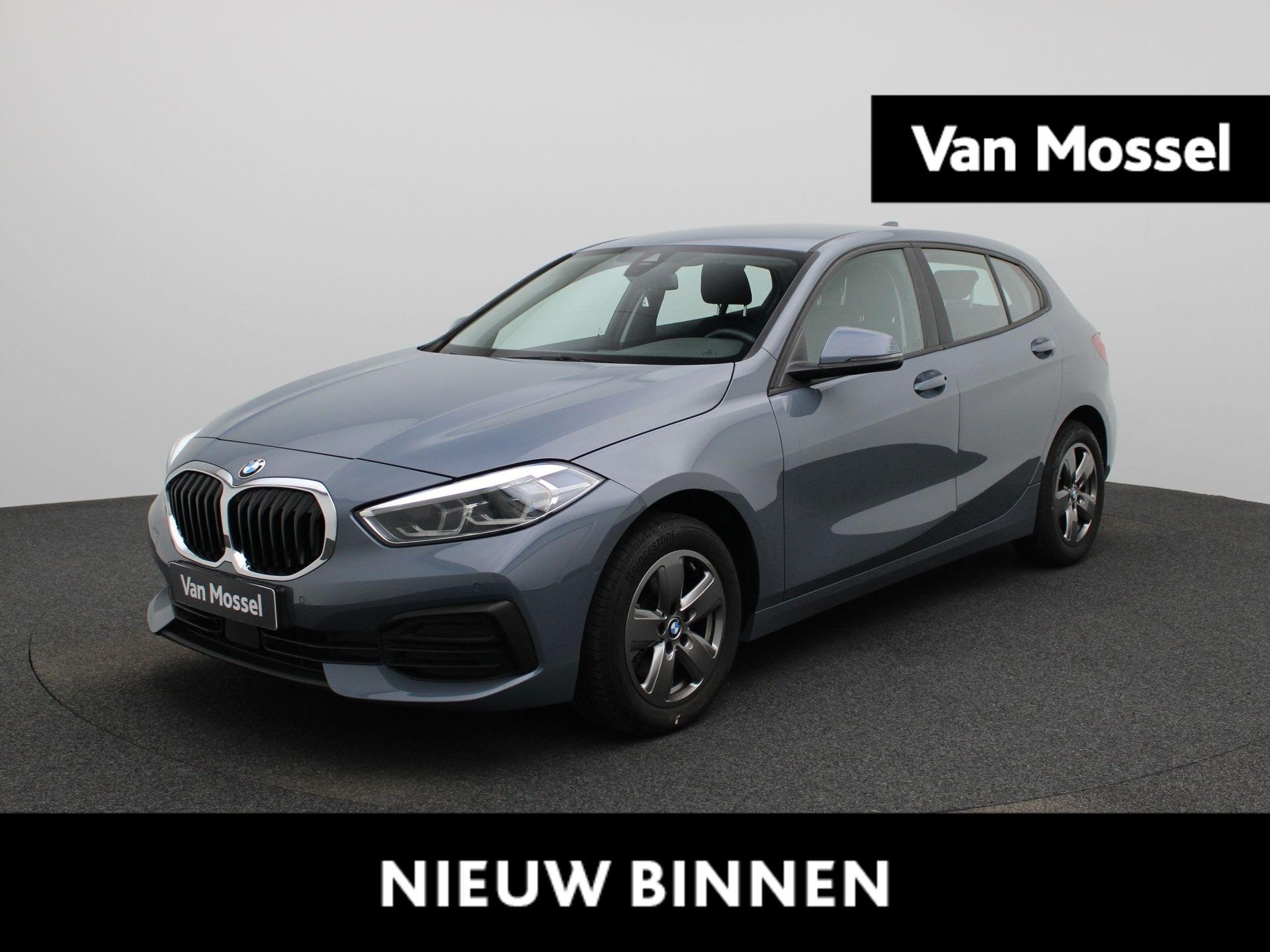 BMW 1 Serie Hatch 118iA (100 kW) (automatique), Autos, BMW, 100 kW, Argent ou Gris, Achat, 129 g/km